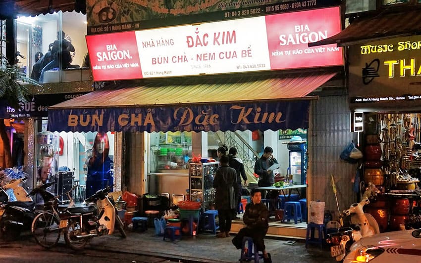 Bun-Cha-Nem-Cua-Dac-Kim - Where to eat in Hanoi Vietnam