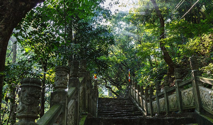 Stone-stairs-at-Huong-Pagoda