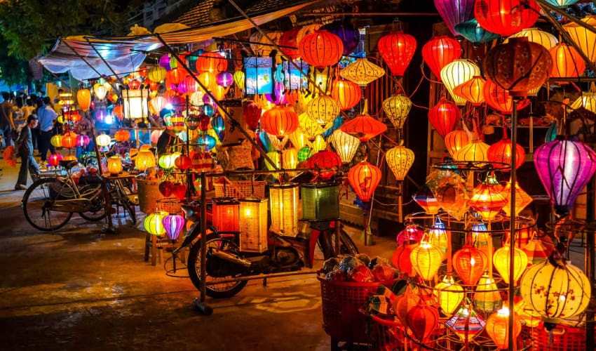 Hoi An Lantern Festival 2022 - 2023 | Hoi An Travel Guide |Explorevietnam
