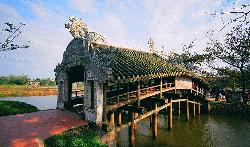 Thanh Toan Bridge – A Rare Structure in Hue City