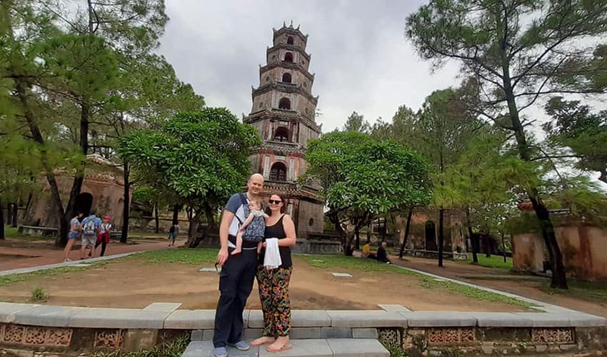 explore vietnam - thien mu pagoda