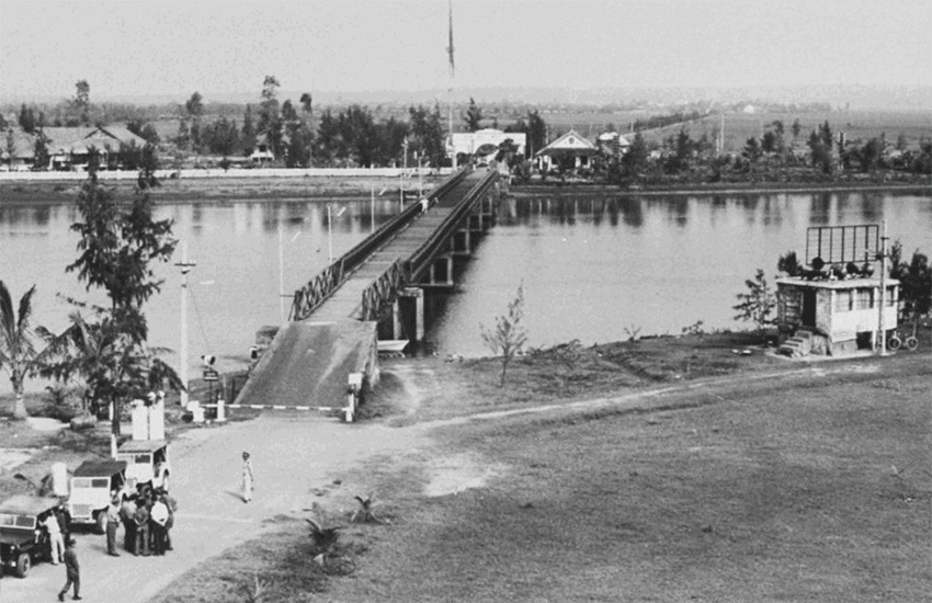 History-of-Hien-Luong-Bridge